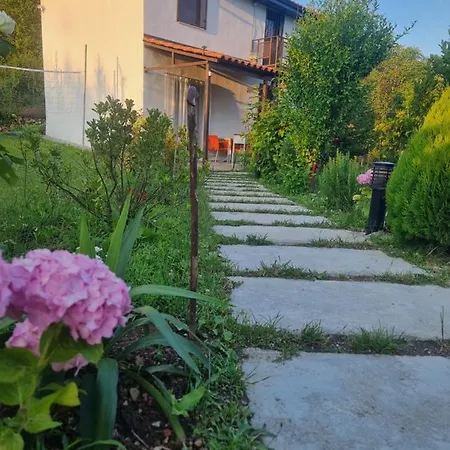 Konukevi Vila Elektra Tiran